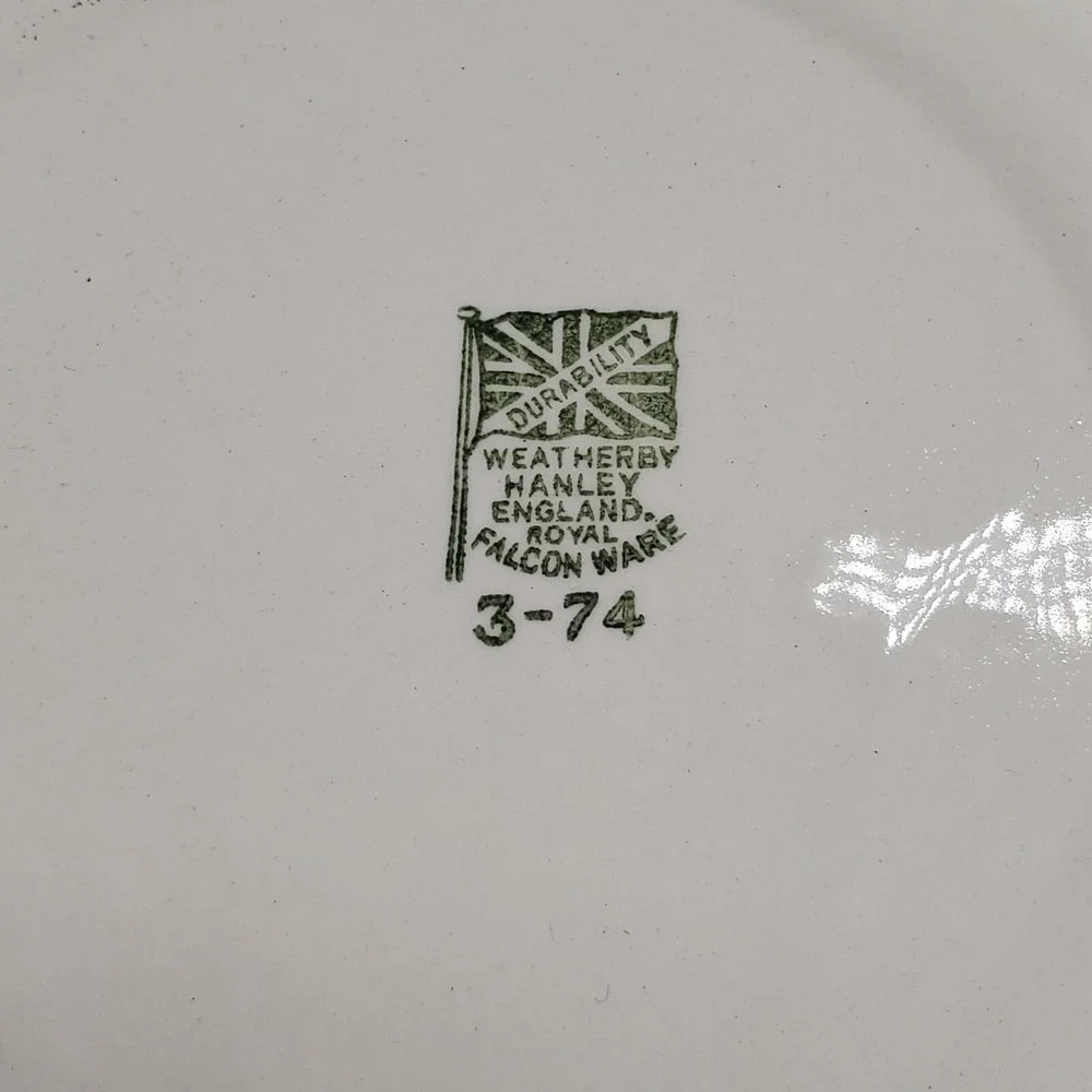 Set of 4 Royal Falcon Gift Ware Weatherby Stunning Plates Stoke-on-Trent England